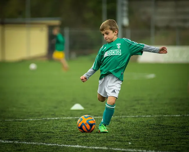 Les secrets des joueurs de football légendaires : Une analyse approfondie