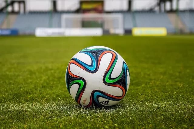 Les 10 moments marquants des joueurs de football légendaires