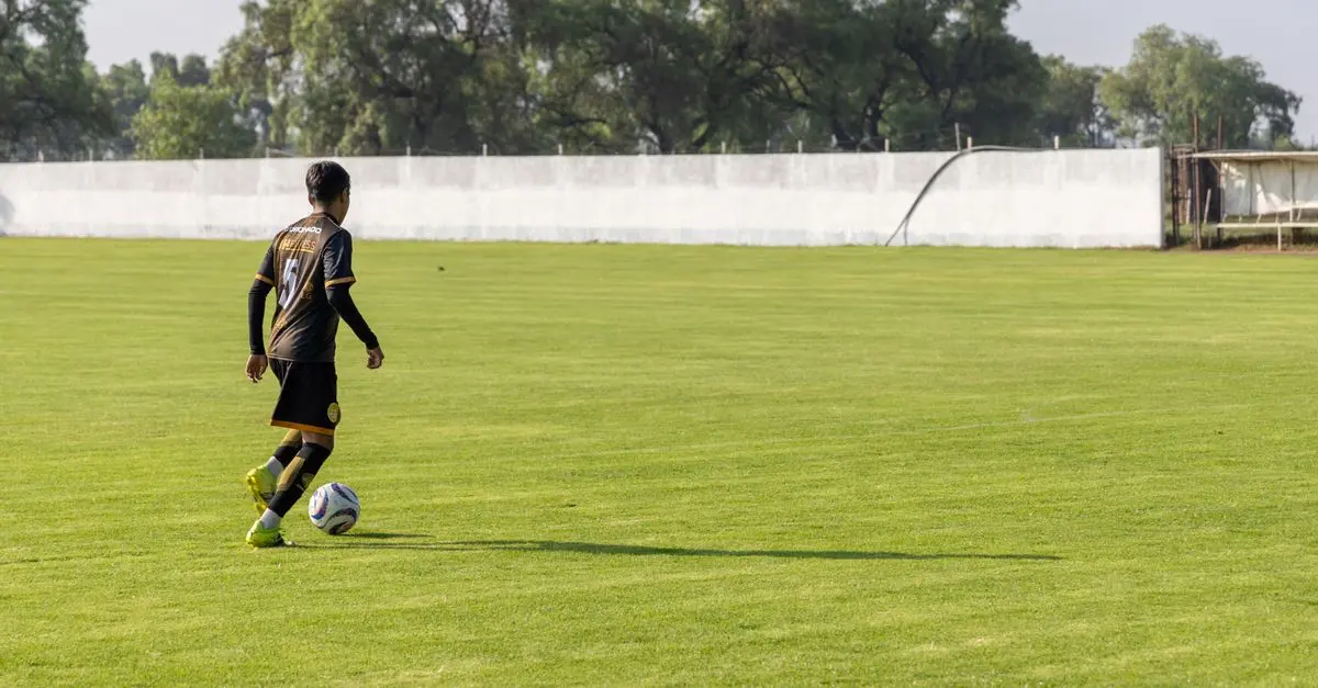 Les techniques emblématiques des joueurs de football légendaires